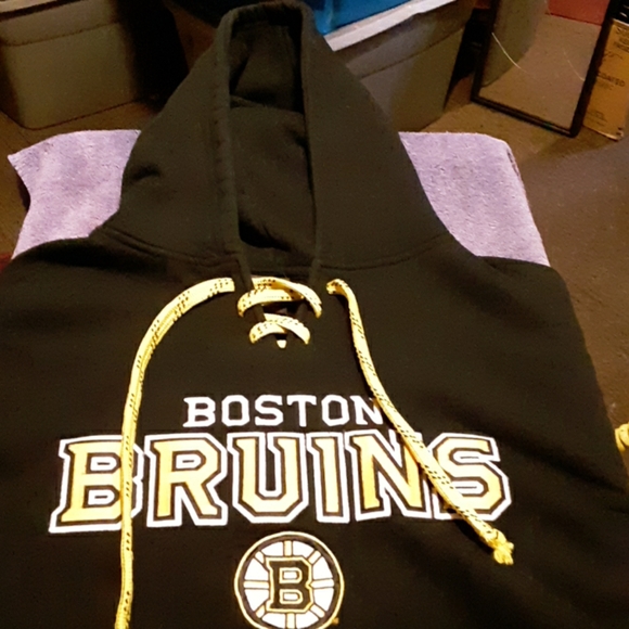 Boston Bruins Hooded Sweatshirt from Stadium Shop - Picture 2 of 2